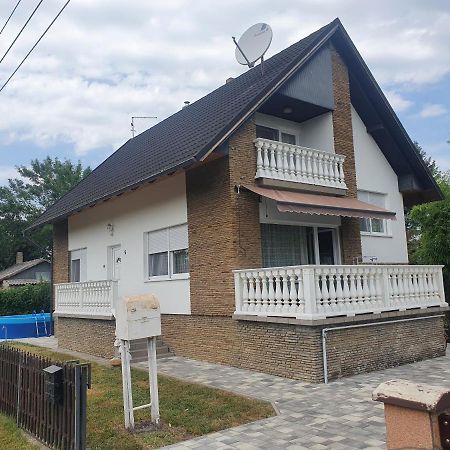 Wolf Vendeghaz Villa Balatonkeresztúr Exteriör bild